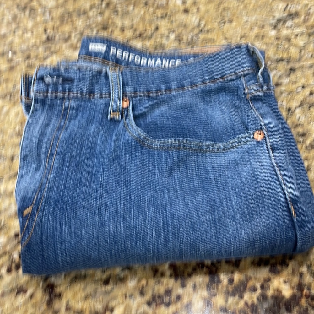 Levi’s - Picture 2 of 2